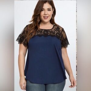 NWT TORRID LACE AND SATIN TOP
